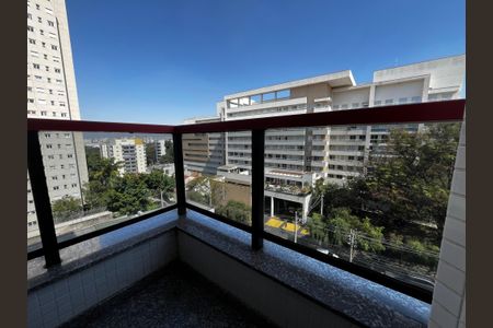 Apartamento à venda com 94m², 3 quartos e 2 vagasVaranda da Sala