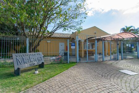 Casa de condomínio à venda com 80m², 2 quartos e 2 vagas Casa de condomínio à venda com 80m², 2 quartos e 2 vagasFachada