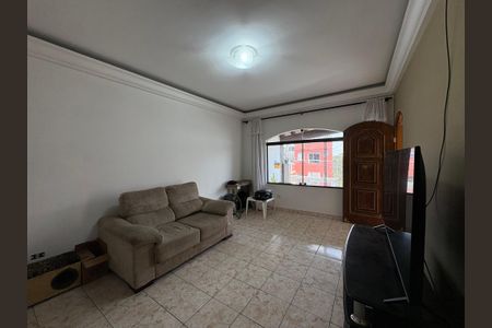 Casa à venda com 170m², 3 quartos e 2 vagas Casa à venda com 170m², 3 quartos e 2 vagasSala