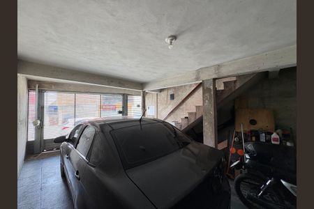 Casa à venda com 170m², 3 quartos e 2 vagas Casa à venda com 170m², 3 quartos e 2 vagasGaragem