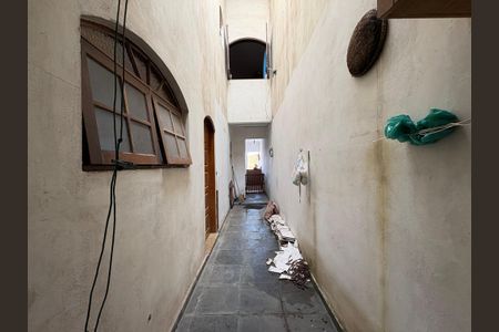 Casa à venda com 170m², 3 quartos e 2 vagas Casa à venda com 170m², 3 quartos e 2 vagasLavanderia