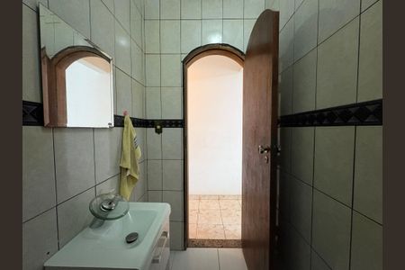 Casa à venda com 170m², 3 quartos e 2 vagas Casa à venda com 170m², 3 quartos e 2 vagasLavabo