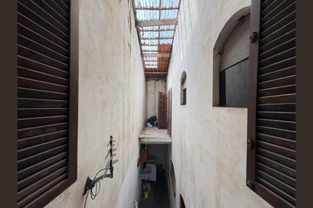 Casa à venda com 170m², 3 quartos e 2 vagas Casa à venda com 170m², 3 quartos e 2 vagasVista do Quarto 2