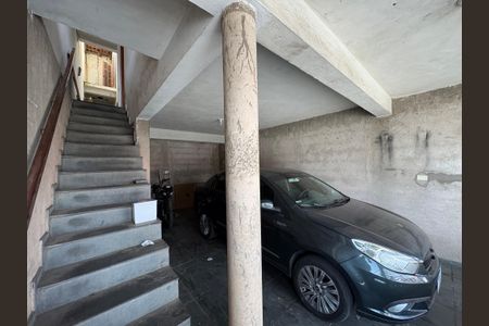 Casa à venda com 170m², 3 quartos e 2 vagas Casa à venda com 170m², 3 quartos e 2 vagasGaragem