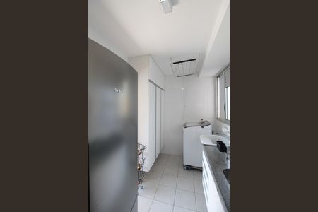 Apartamento à venda com 75m², 2 quartos e 1 vagaCozinha e Área de Serviço