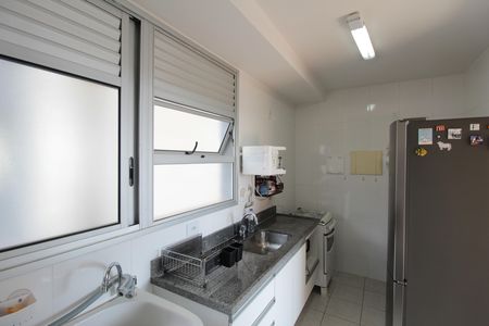 Apartamento à venda com 75m², 2 quartos e 1 vagaCozinha e Área de Serviço