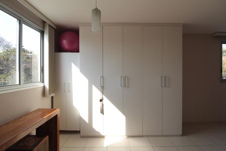 Apartamento à venda com 75m², 2 quartos e 1 vagaSuite