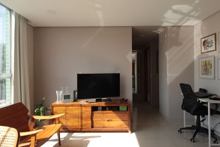 Apartamento à venda com 75m², 2 quartos e 1 vagaSala