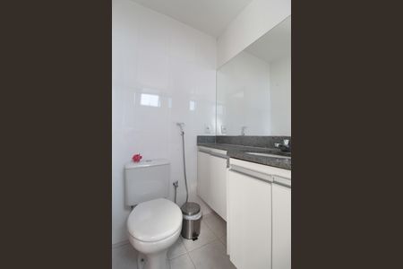 Apartamento à venda com 75m², 2 quartos e 1 vagaBanheiro da Suíte