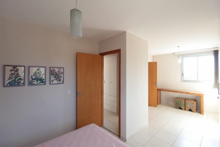 Suite de apartamento à venda com 2 quartos, 75m² em Itapoã, Belo Horizonte
