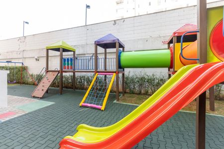 Apartamento à venda com 42m², 2 quartos e sem vagaÁrea comum