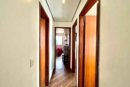 Apartamento à venda com 84m², 3 quartos e 2 vagas Apartamento à venda com 84m², 3 quartos e 2 vagasCorredor