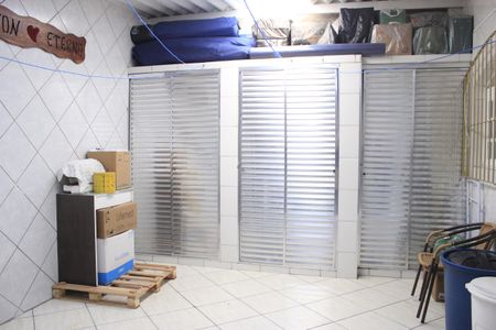 Casa à venda com 185m², 3 quartos e 2 vagasQuintal com churrasqueira