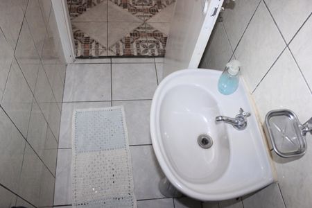 Casa à venda com 185m², 3 quartos e 2 vagasLavabo