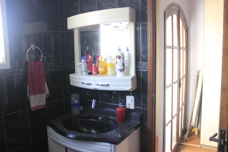 Casa à venda com 185m², 3 quartos e 2 vagasBanheiro da Suíte