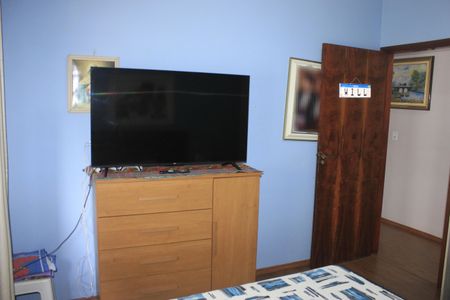 Casa à venda com 185m², 3 quartos e 2 vagasQuarto 2