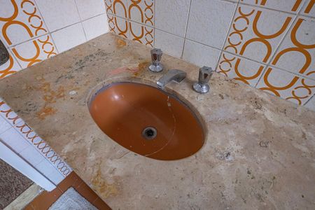 Apartamento à venda com 162m², 4 quartos e 2 vagas Apartamento à venda com 162m², 4 quartos e 2 vagasBanheiro Social