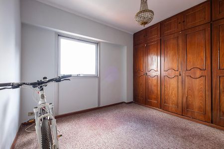 Apartamento à venda com 162m², 4 quartos e 2 vagas Apartamento à venda com 162m², 4 quartos e 2 vagasQuarto 1