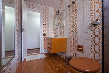 Apartamento à venda com 162m², 4 quartos e 2 vagas Apartamento à venda com 162m², 4 quartos e 2 vagasBanheiro Social