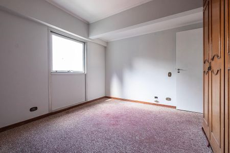 Apartamento à venda com 162m², 4 quartos e 2 vagas Apartamento à venda com 162m², 4 quartos e 2 vagasQuarto 2