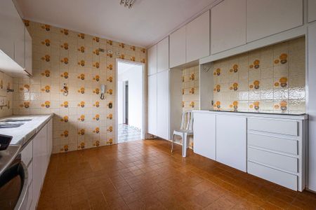 Apartamento à venda com 162m², 4 quartos e 2 vagas Apartamento à venda com 162m², 4 quartos e 2 vagasCozinha