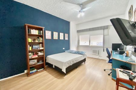 Apartamento à venda com 205m², 3 quartos e 1 vagaQuarto 2