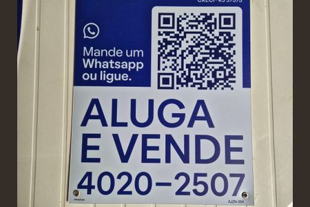 Apartamento à venda com 198m², 4 quartos e 3 vagas Apartamento à venda com 198m², 4 quartos e 3 vagasPlaca