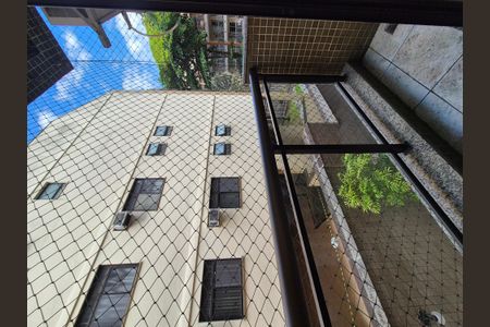 Apartamento à venda com 198m², 4 quartos e 3 vagas Apartamento à venda com 198m², 4 quartos e 3 vagasVista da Suíte 1