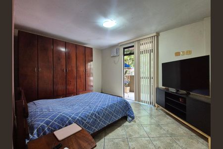 Apartamento à venda com 198m², 4 quartos e 3 vagas Apartamento à venda com 198m², 4 quartos e 3 vagasSuíte 3