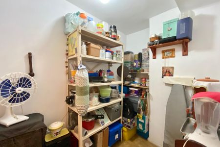 Apartamento à venda com 63m², 2 quartos e sem vaga Apartamento à venda com 63m², 2 quartos e sem vagaQuarto de Serviço