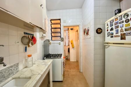 Apartamento à venda com 63m², 2 quartos e sem vaga Apartamento à venda com 63m², 2 quartos e sem vagaCozinha