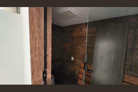 Casa à venda com 237m², 4 quartos e 6 vagasSauna