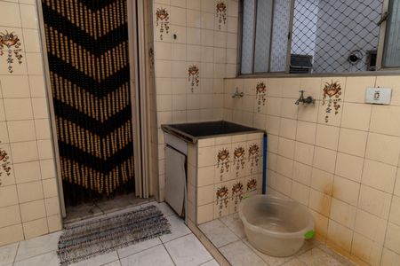 Apartamento para alugar com 136m², 3 quartos e 1 vagaÁrea de Serviço