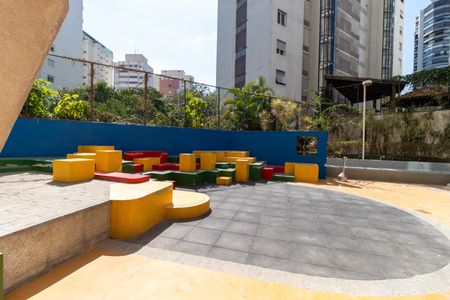 Apartamento para alugar com 136m², 3 quartos e 1 vagaÁrea comum - Playground