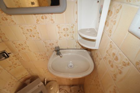 Casa à venda com 95m², 3 quartos e 1 vagaBanheiro 2