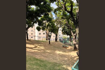 Apartamento à venda com 47m², 2 quartos e sem vagaÁrea comum