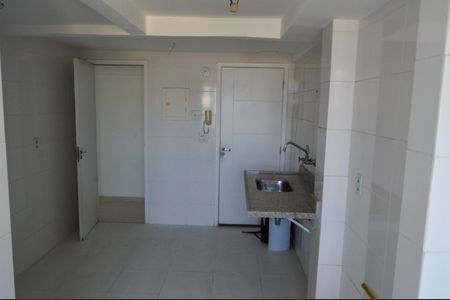 Apartamento à venda com 104m², 4 quartos e 2 vagasCozinha