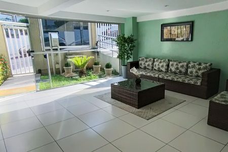 Apartamento à venda com 104m², 4 quartos e 2 vagasHall social