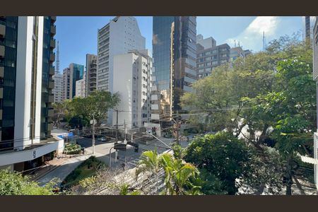 Apartamento para alugar com 40m², 1 quarto e 1 vaga Apartamento para alugar com 40m², 1 quarto e 1 vagaSacada