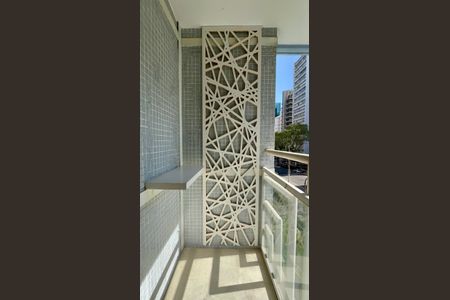 Apartamento para alugar com 40m², 1 quarto e 1 vaga Apartamento para alugar com 40m², 1 quarto e 1 vagaSacada