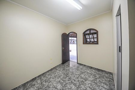 Casa à venda com 307m², 3 quartos e 3 vagasQuarto de Serviço