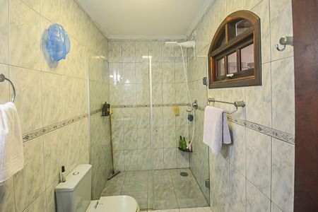 Casa à venda com 307m², 3 quartos e 3 vagasBanheiro Social