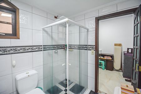 Casa à venda com 307m², 3 quartos e 3 vagasBanheiro da Suíte