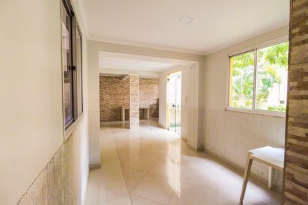 Apartamento à venda com 47m², 2 quartos e 1 vaga Apartamento à venda com 47m², 2 quartos e 1 vagaÁrea comum - Salão de festas