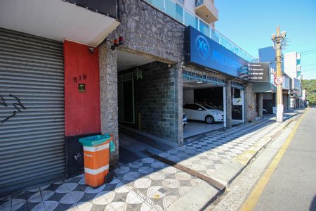 Apartamento para alugar com 130m², 3 quartos e sem vagaFachada