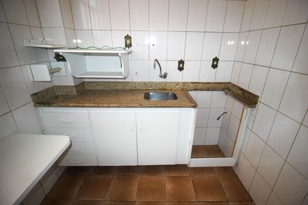 Apartamento para alugar com 130m², 3 quartos e sem vagaCozinha