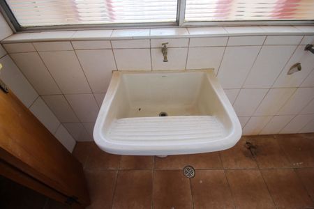 Apartamento para alugar com 130m², 3 quartos e sem vagaÁrea de Serviço