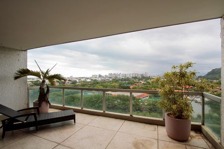 Apartamento à venda com 154m², 3 quartos e 2 vagasVaranda