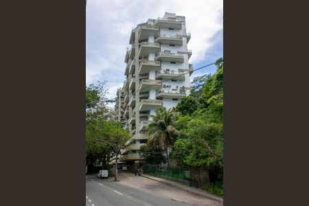 Apartamento à venda com 154m², 3 quartos e 2 vagasFachada