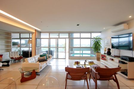 Apartamento à venda com 154m², 3 quartos e 2 vagasSala